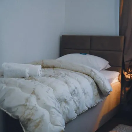 Damar Bed & Breakfast *